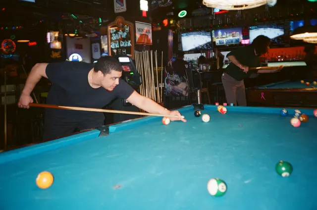 Analog photograph from Olympus AF-10 Super using FujiFilm 400