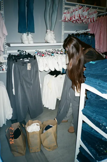 Analog photograph from Olympus Trip AF 50 using FujiFilm 400